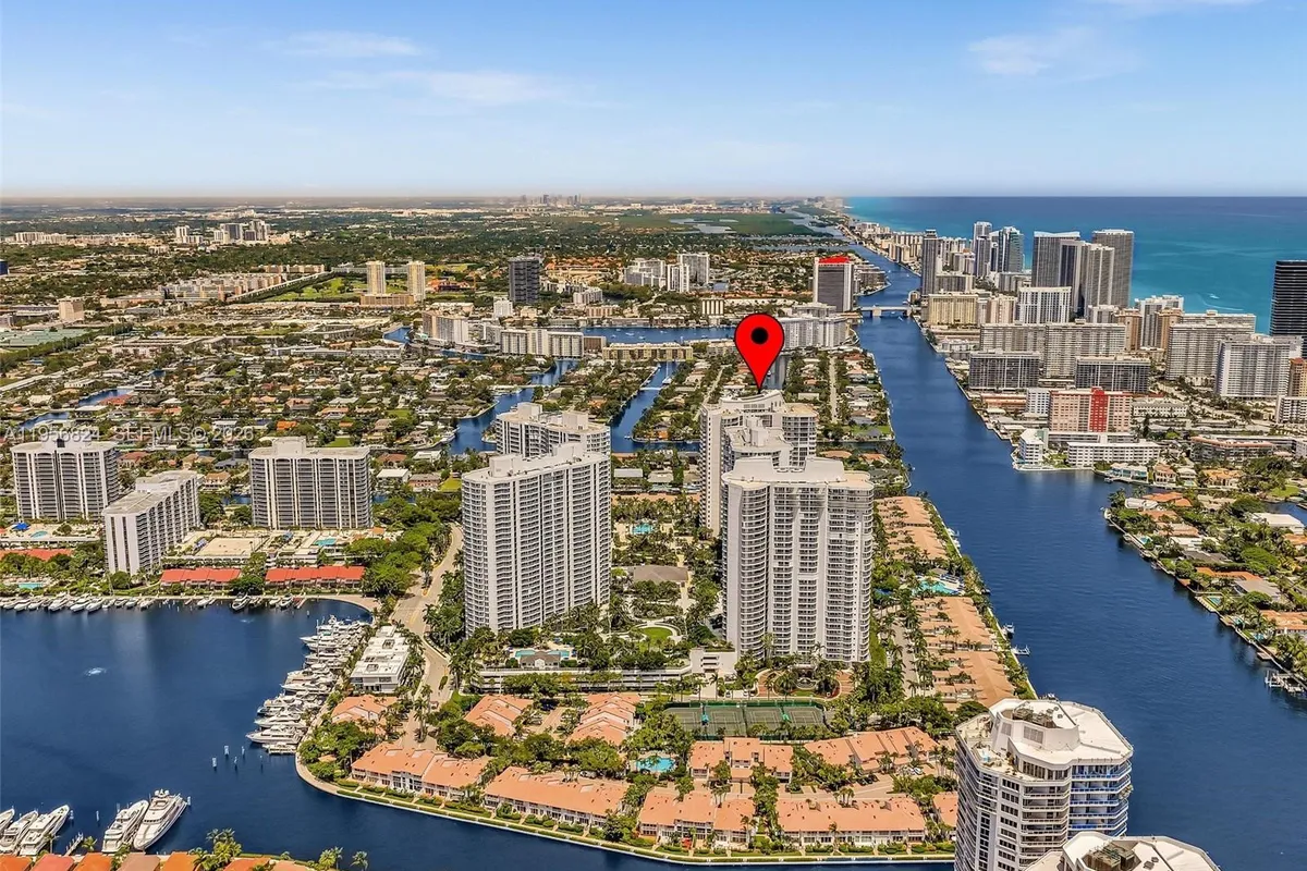 21200 Point Pl, Aventura FL 33180