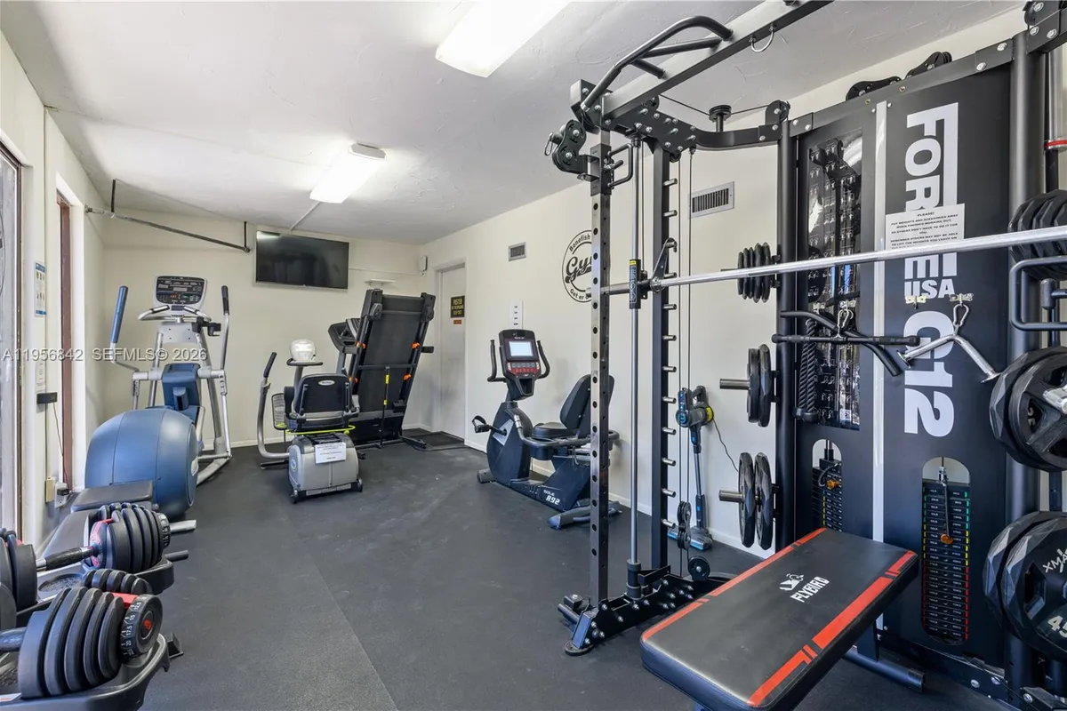 2000 Coco Plum Dr # 106, Marathon FL 33050