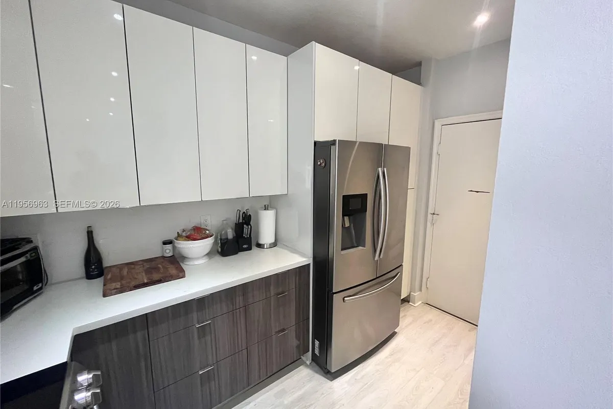 4746 Lago Vista Dr, Coconut Creek FL 33073