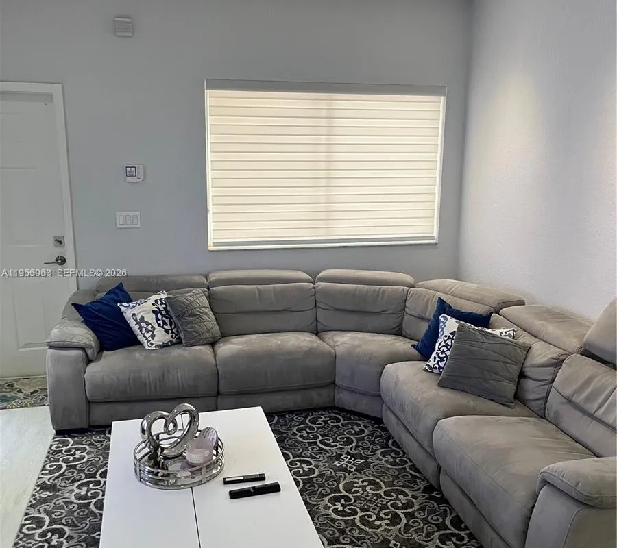 4746 Lago Vista Dr, Coconut Creek FL 33073