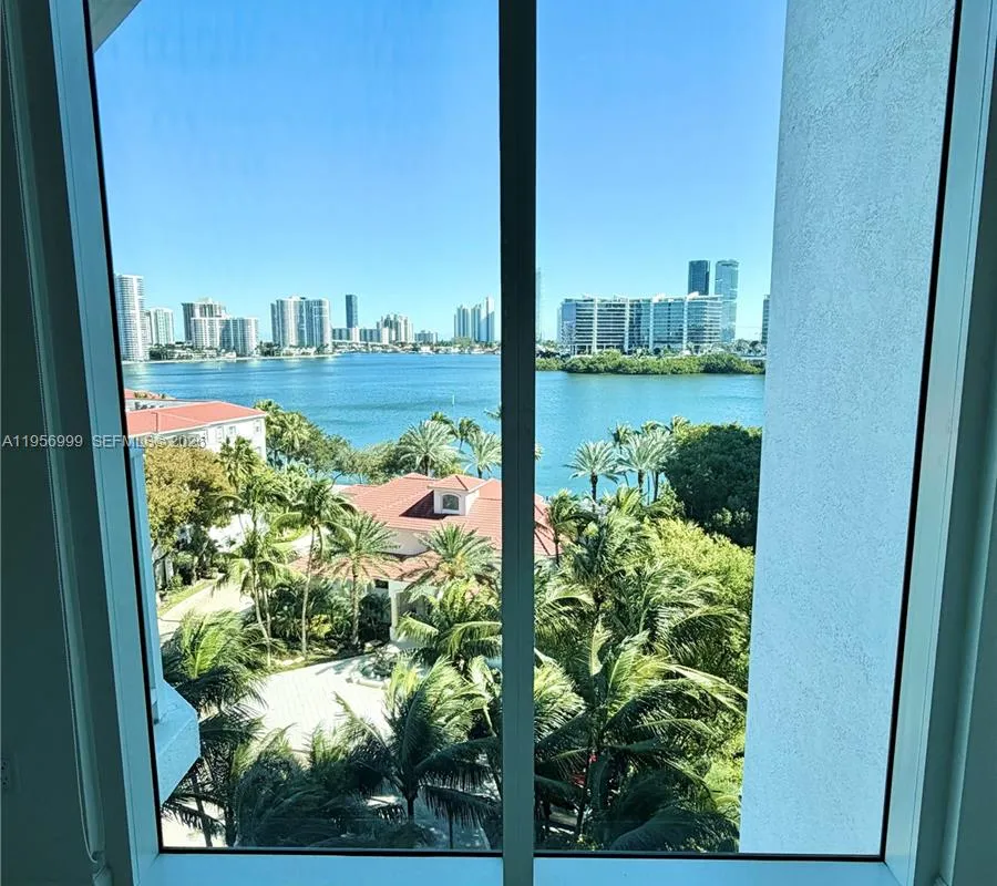 3301 NE 183rd St # 801, Aventura FL 33160