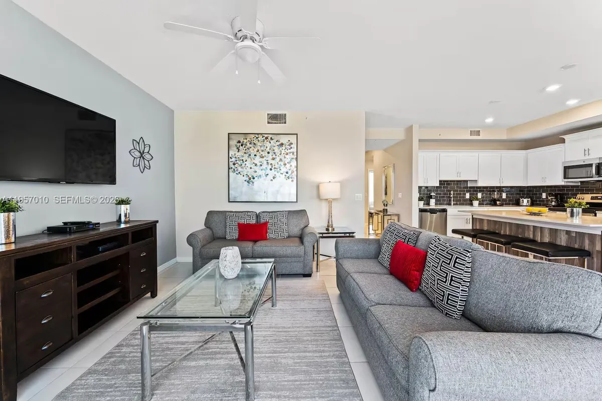 4741 Clock Tower DR # 206, Kissimmee FL 34746