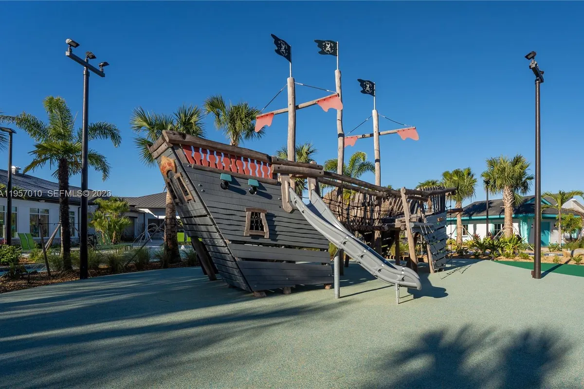 4741 Clock Tower DR # 206, Kissimmee FL 34746