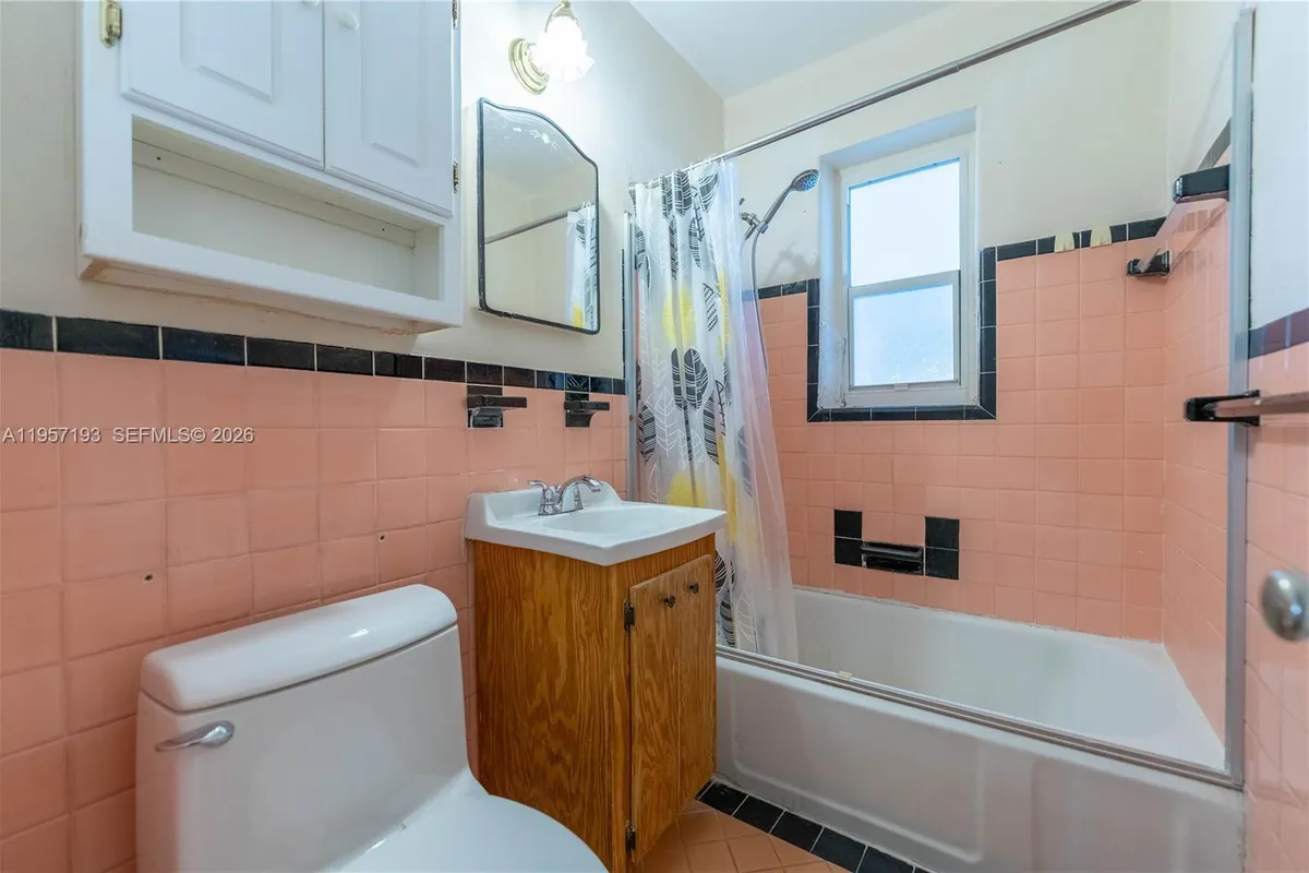 4381 SW 5th Ter, Miami FL 33134