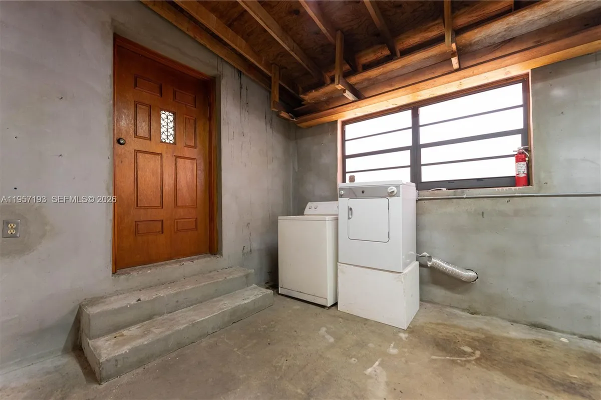 4381 SW 5th Ter, Miami FL 33134