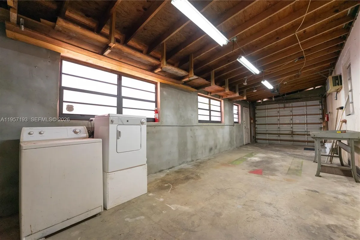 4381 SW 5th Ter, Miami FL 33134