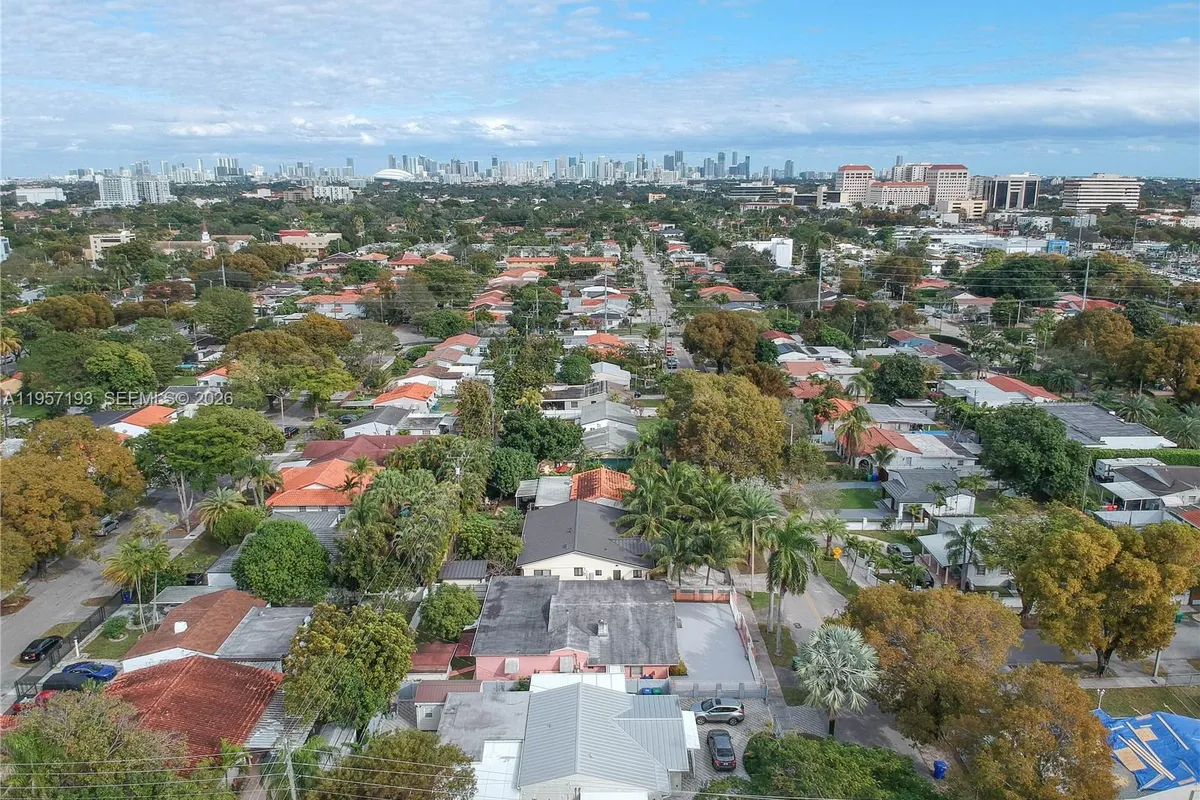 4381 SW 5th Ter, Miami FL 33134