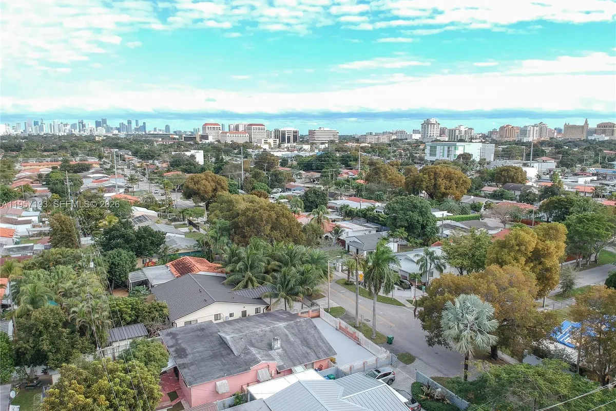 4381 SW 5th Ter, Miami FL 33134