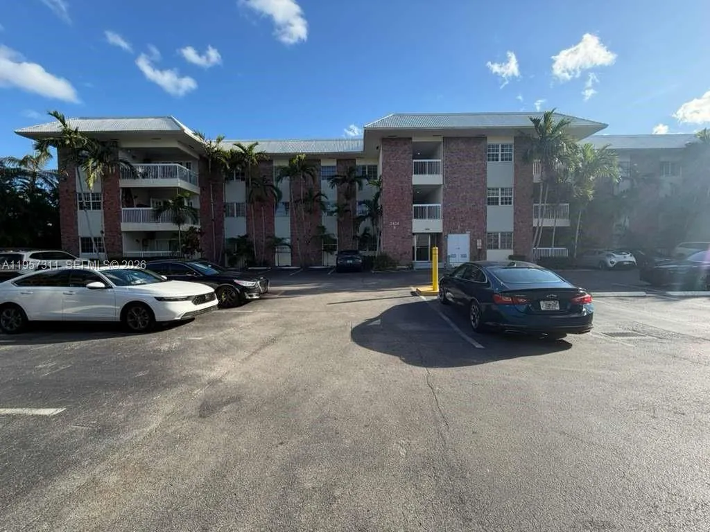 2424 SE 17th Cswy # 110B, Fort Lauderdale FL 33316
