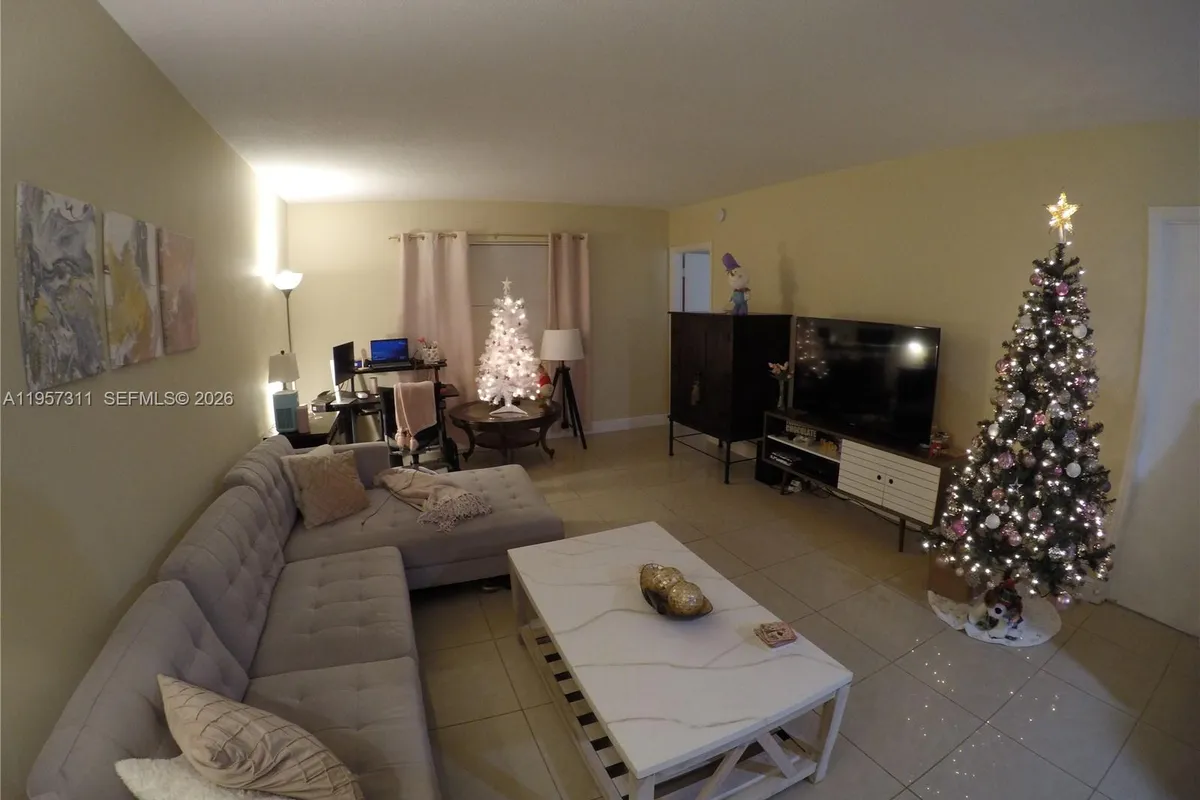 2424 SE 17th Cswy # 110B, Fort Lauderdale FL 33316