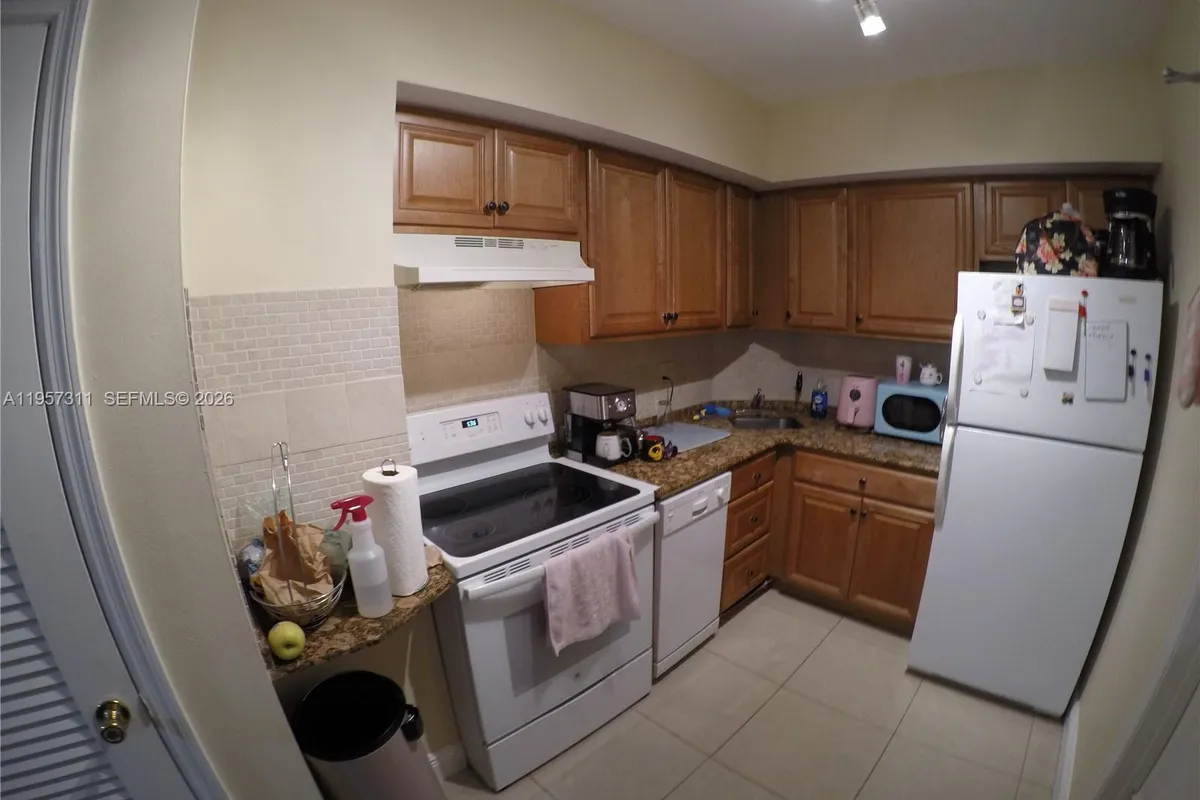 2424 SE 17th Cswy # 110B, Fort Lauderdale FL 33316