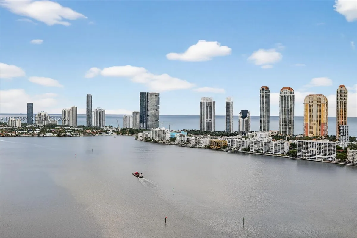 2600 Island Blvd # 1, Aventura FL 33160