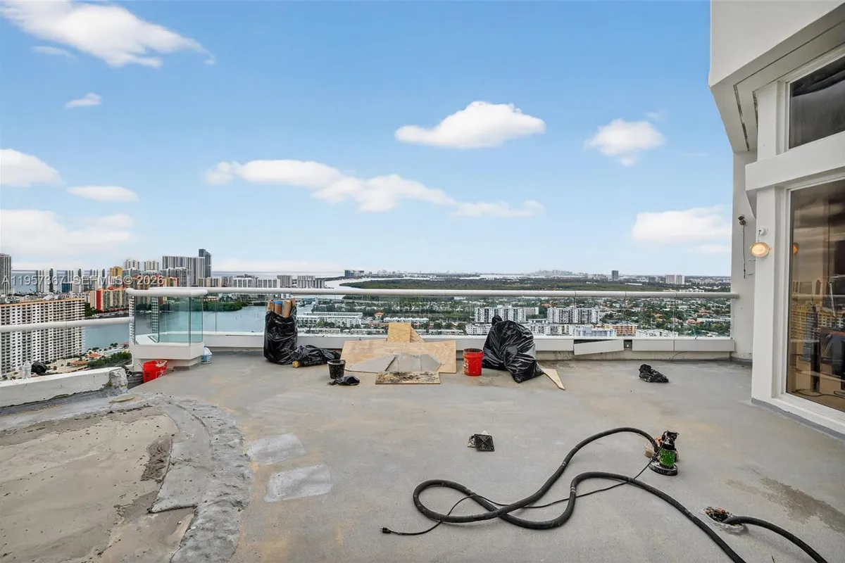 2600 Island Blvd # 1, Aventura FL 33160