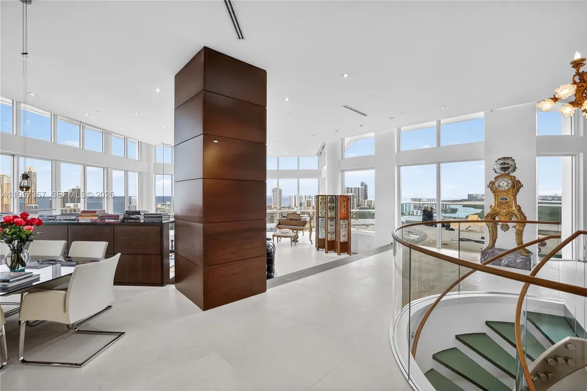 2600 Island Blvd # 1, Aventura FL 33160