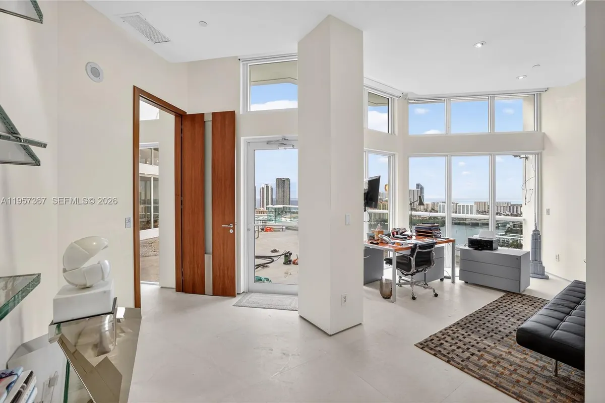 2600 Island Blvd # 1, Aventura FL 33160