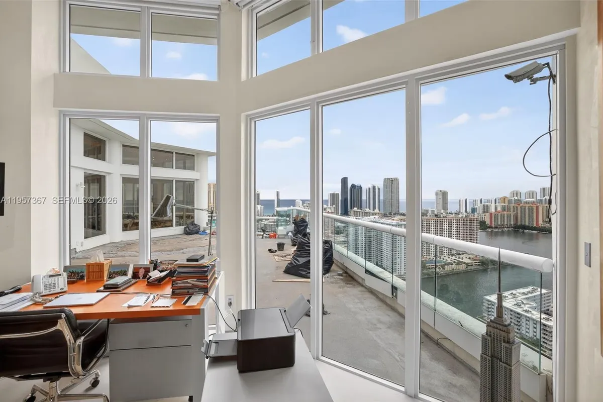 2600 Island Blvd # 1, Aventura FL 33160