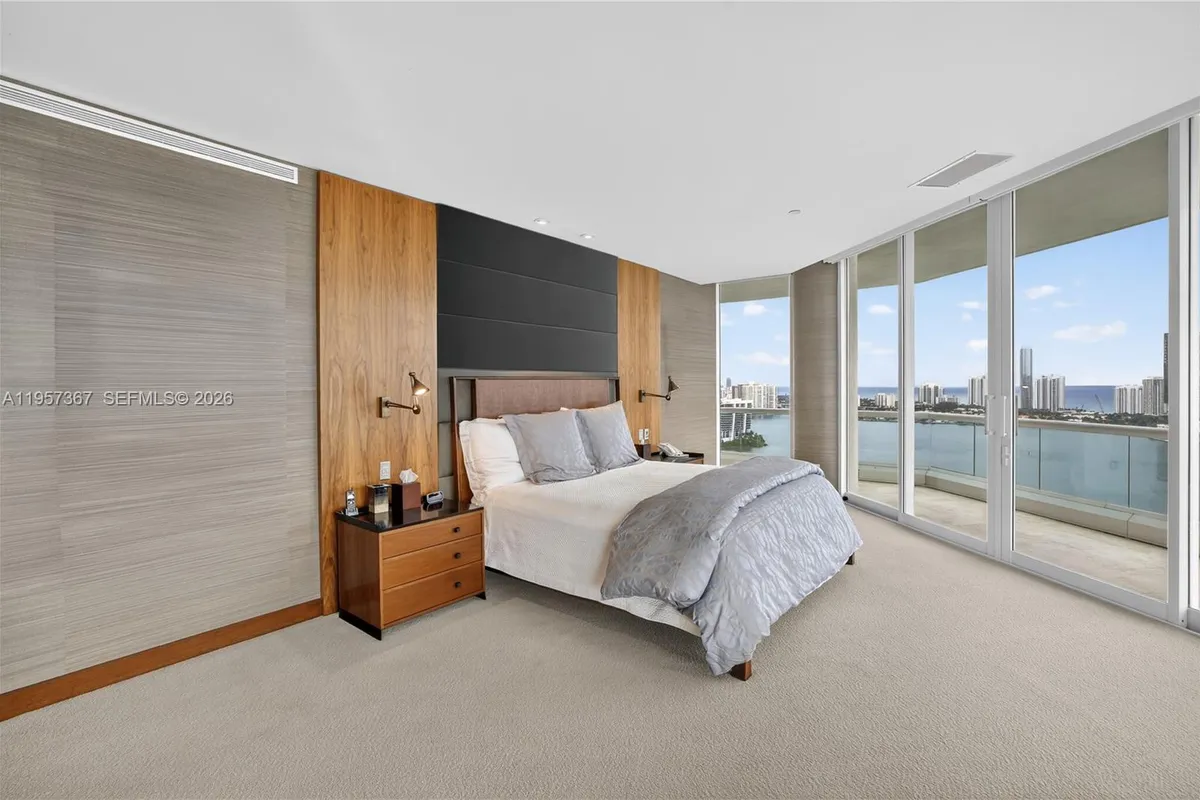 2600 Island Blvd # 1, Aventura FL 33160