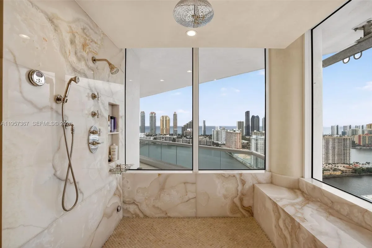 2600 Island Blvd # 1, Aventura FL 33160