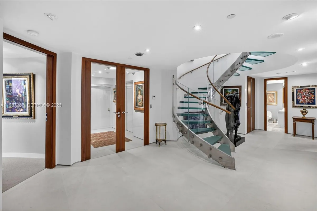 2600 Island Blvd # 1, Aventura FL 33160