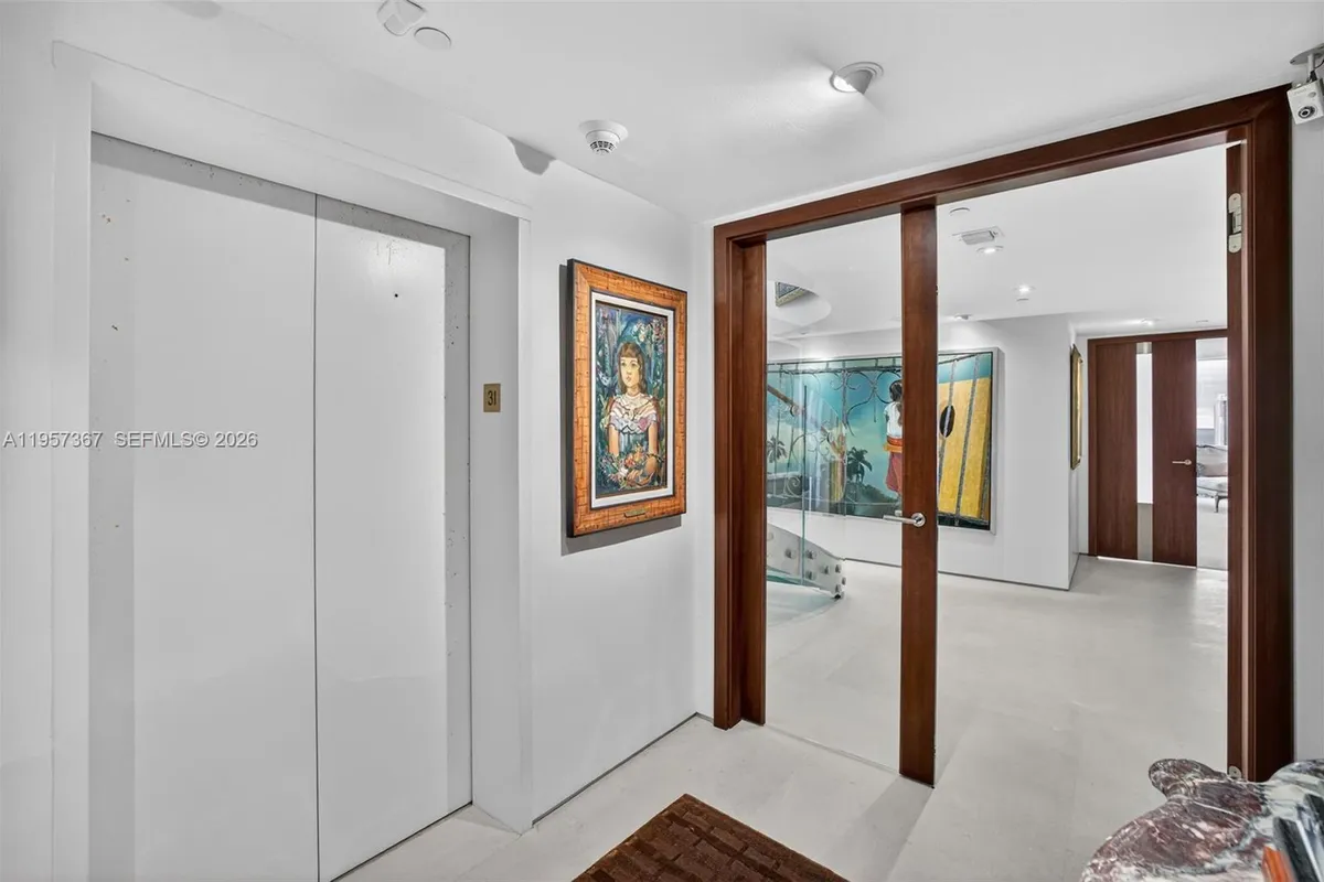 2600 Island Blvd # 1, Aventura FL 33160