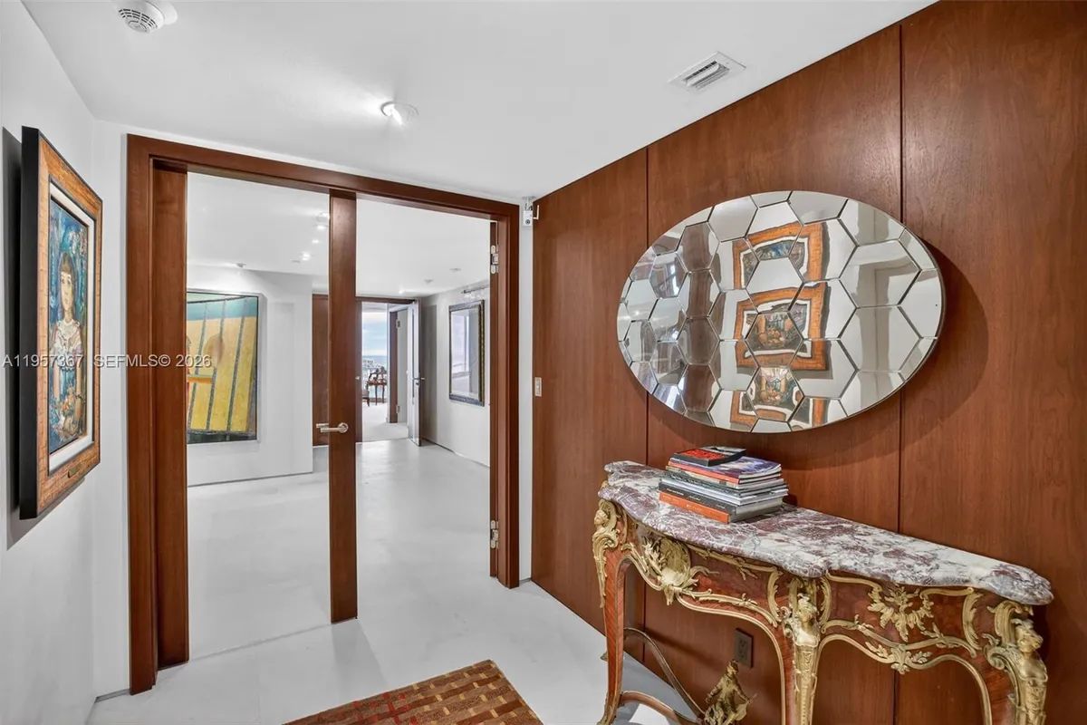 2600 Island Blvd # 1, Aventura FL 33160