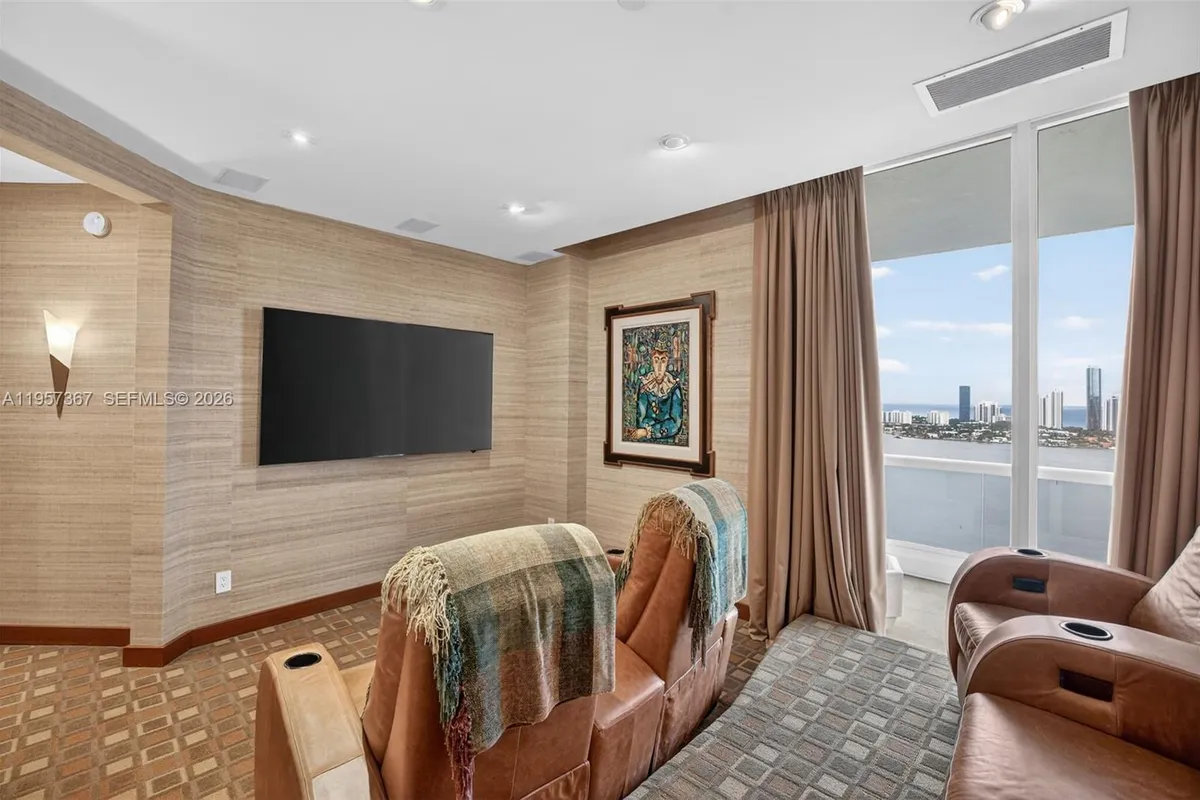 2600 Island Blvd # 1, Aventura FL 33160