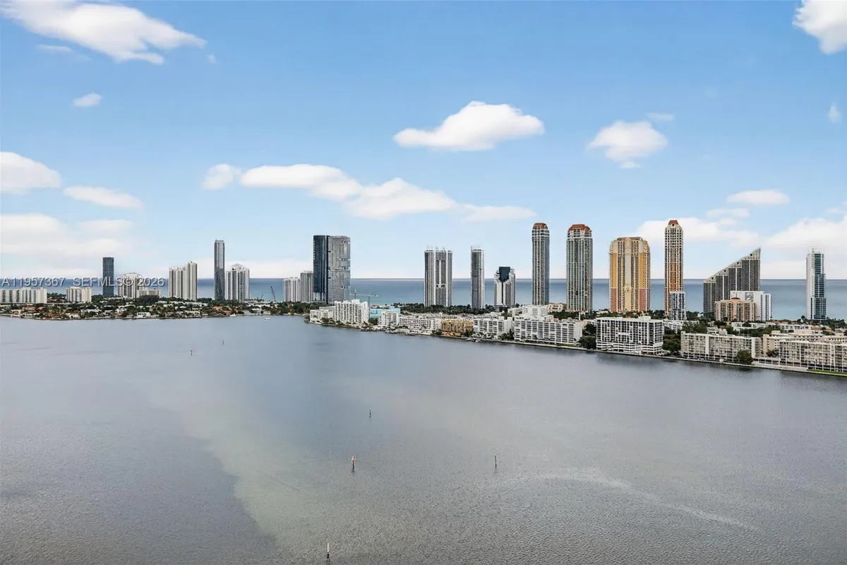 2600 Island Blvd # 1, Aventura FL 33160