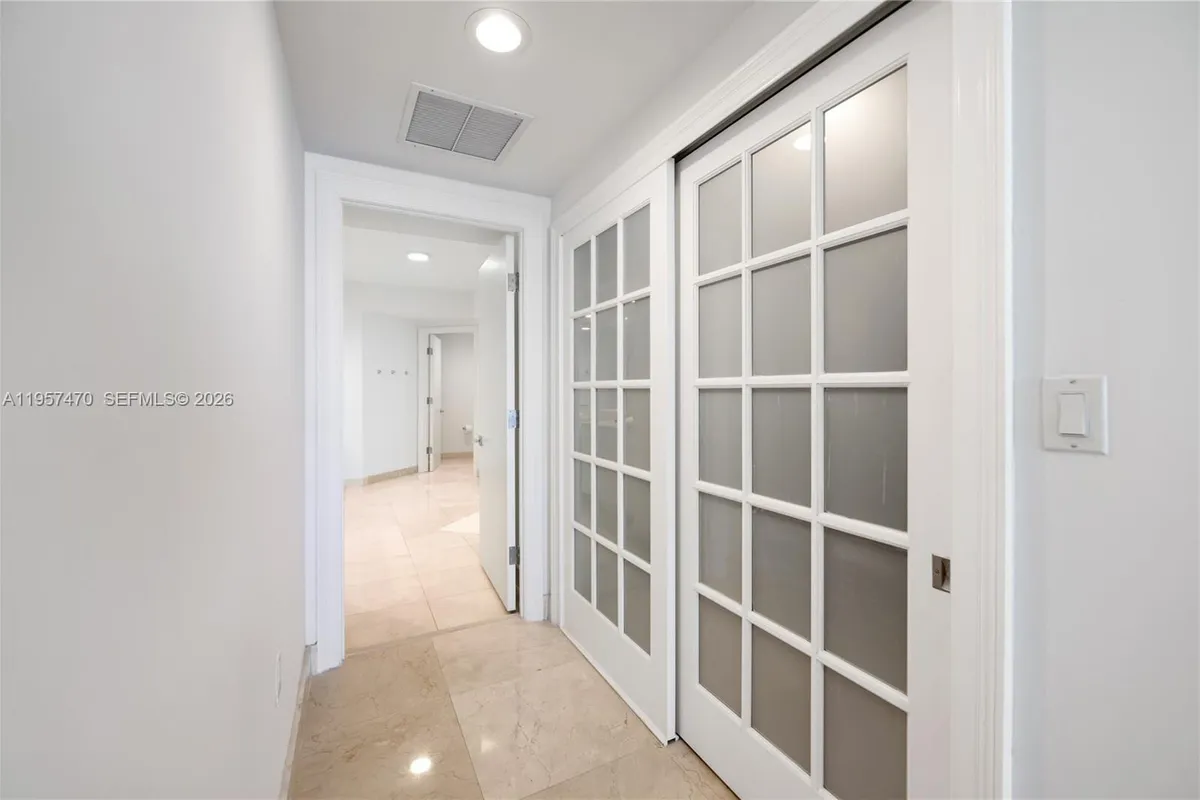 3201 NE 183rd St # 2906, Aventura FL 33160