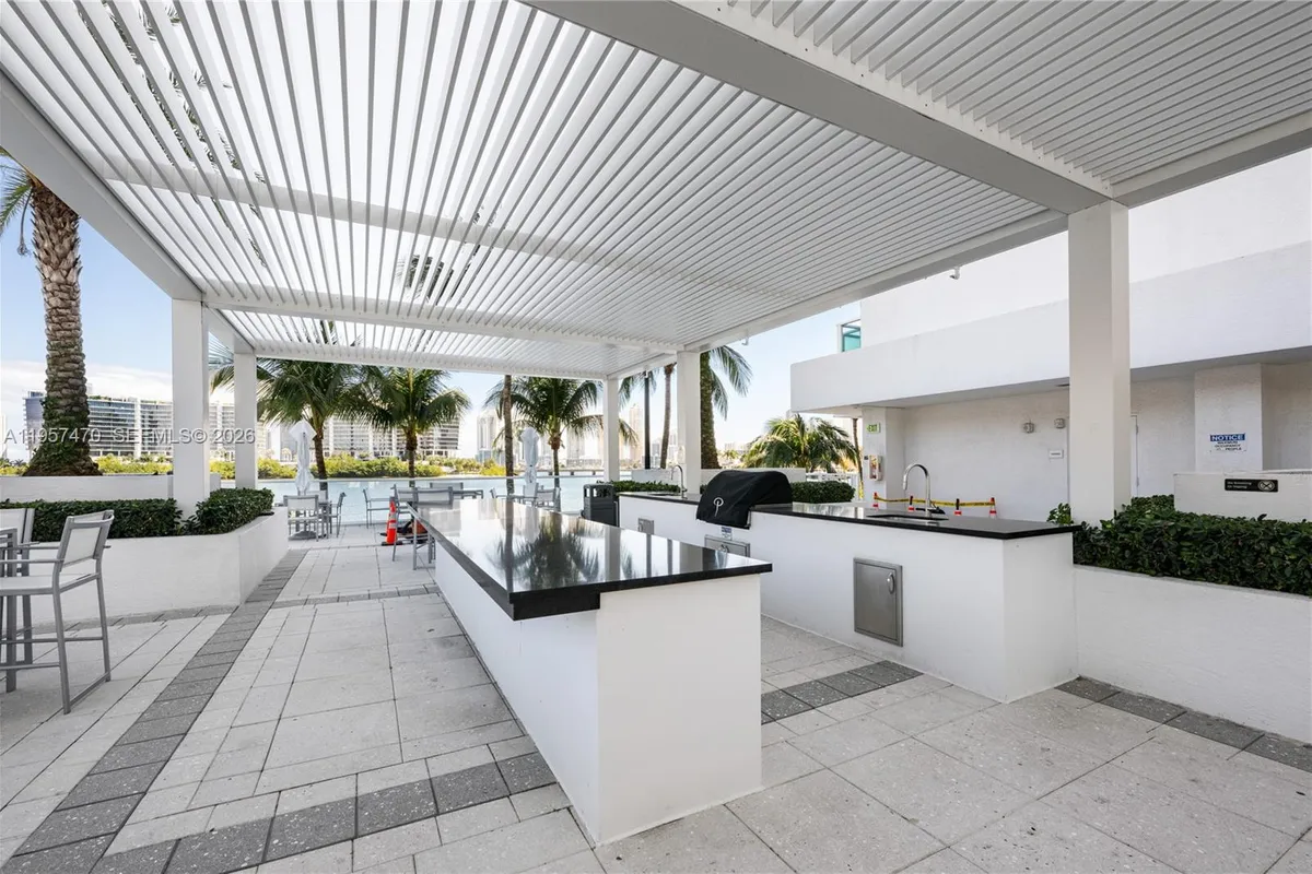 3201 NE 183rd St # 2906, Aventura FL 33160