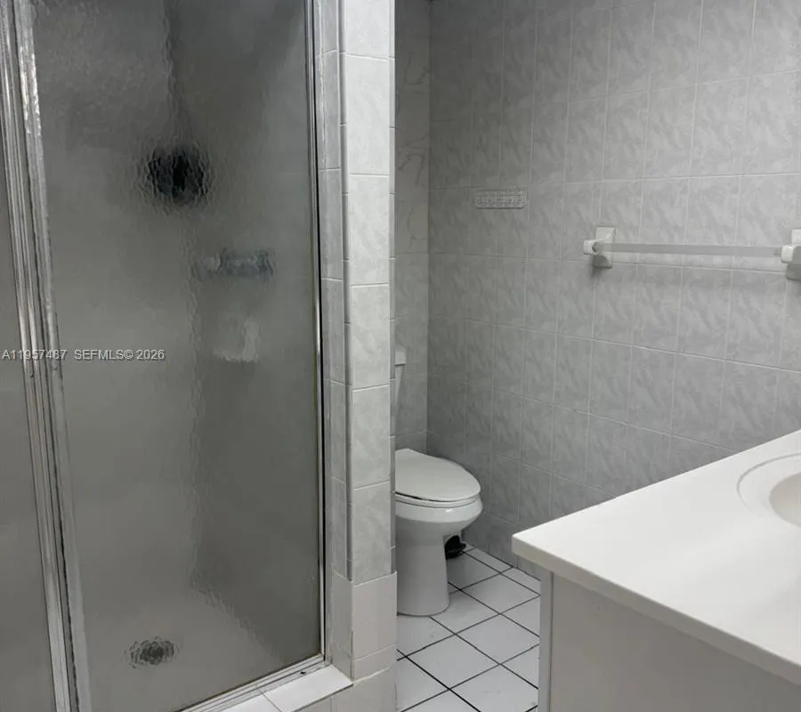 10000 NW 80th Ct # 2261, Hialeah Gardens FL 33016