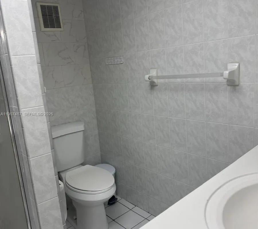 10000 NW 80th Ct # 2261, Hialeah Gardens FL 33016