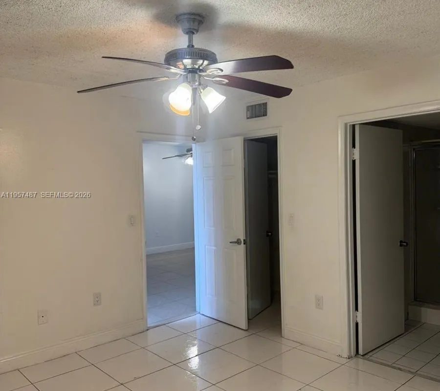 10000 NW 80th Ct # 2261, Hialeah Gardens FL 33016