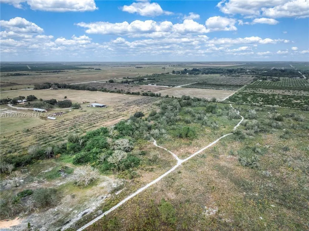 701 Jolly Lane, Lorida FL 33857