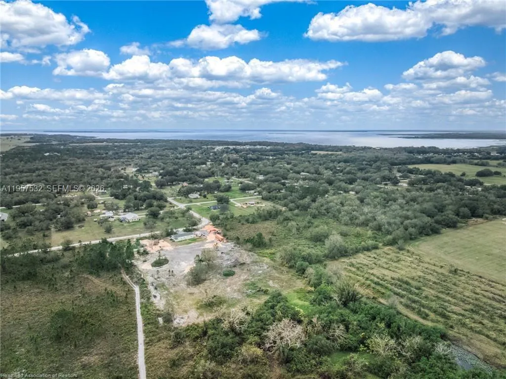 701 Jolly Lane, Lorida FL 33857