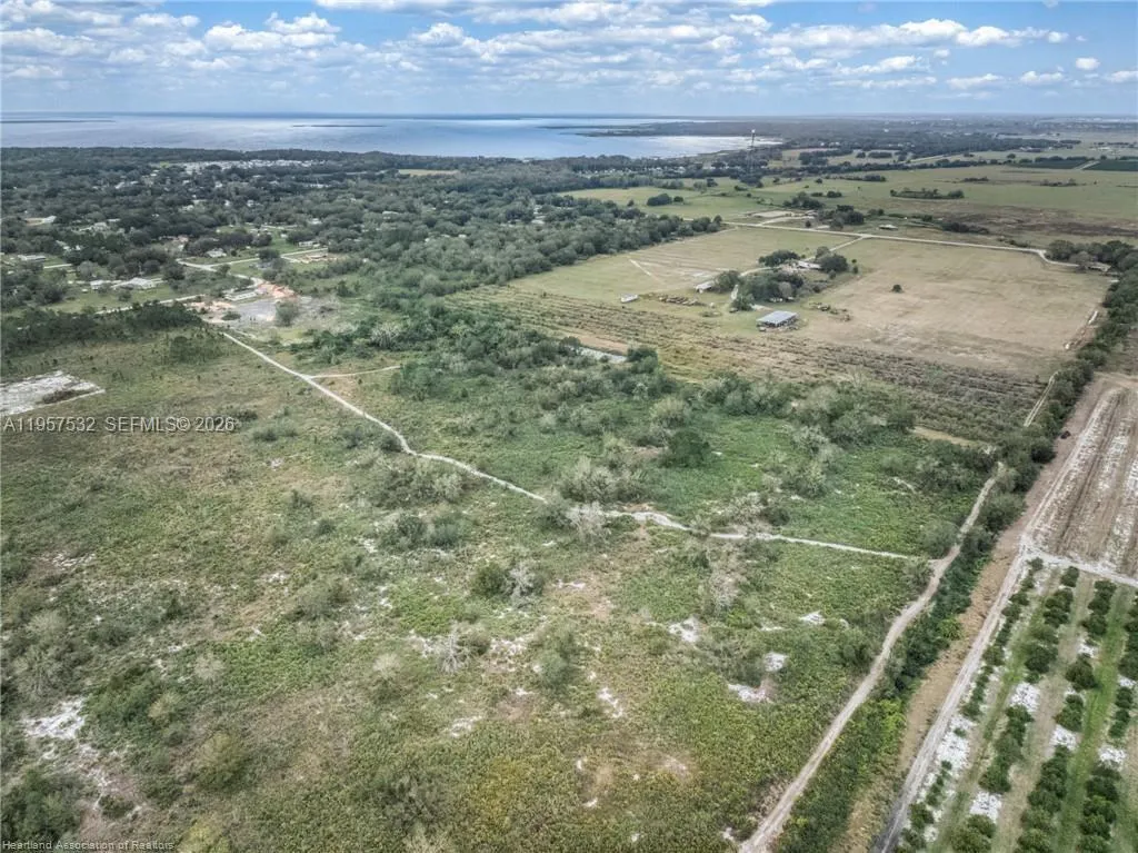 701 Jolly Lane, Lorida FL 33857