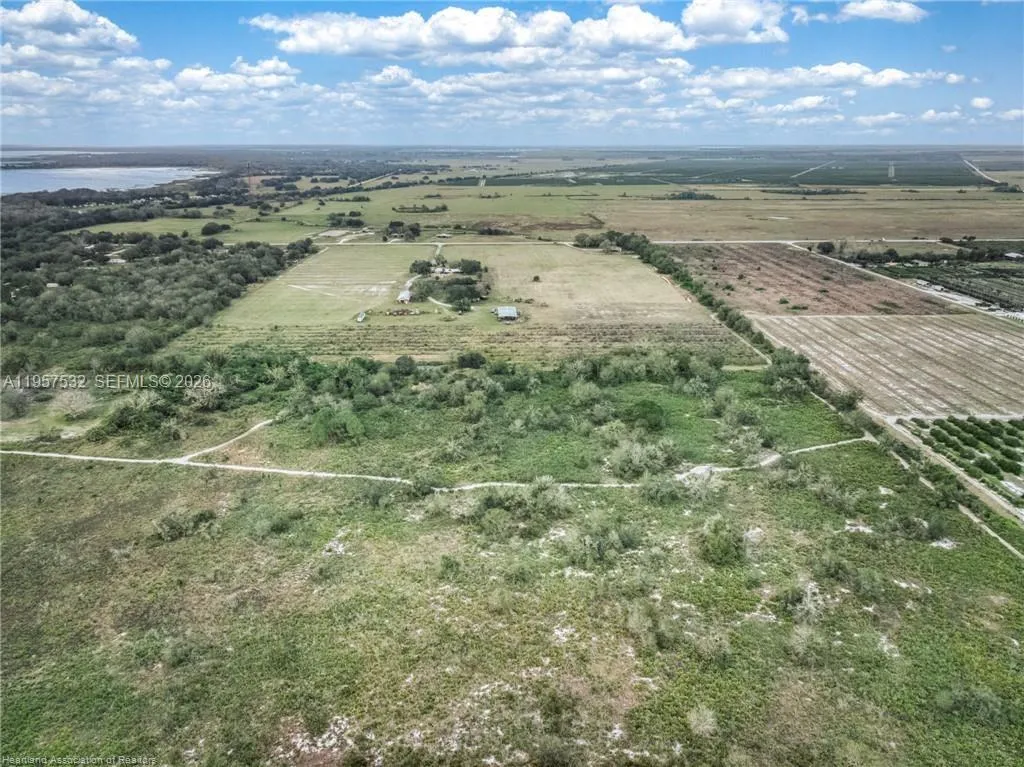 701 Jolly Lane, Lorida FL 33857