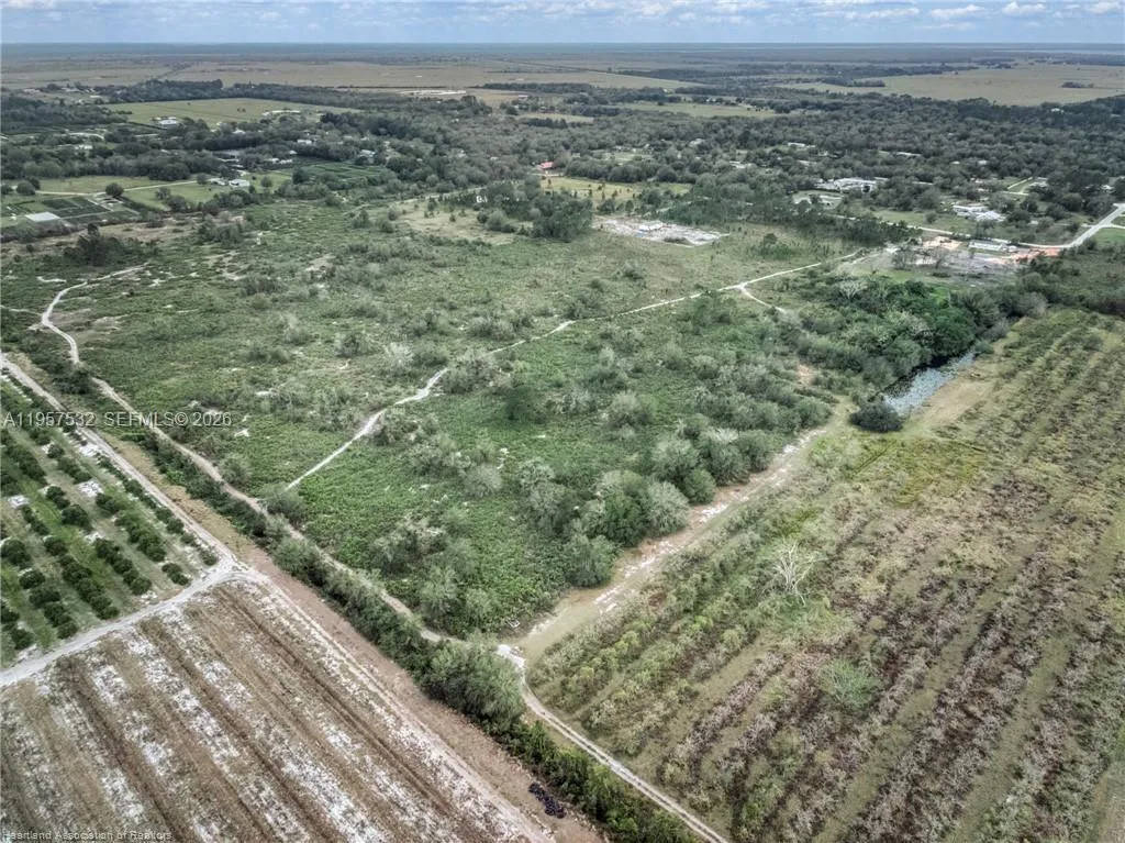 701 Jolly Lane, Lorida FL 33857