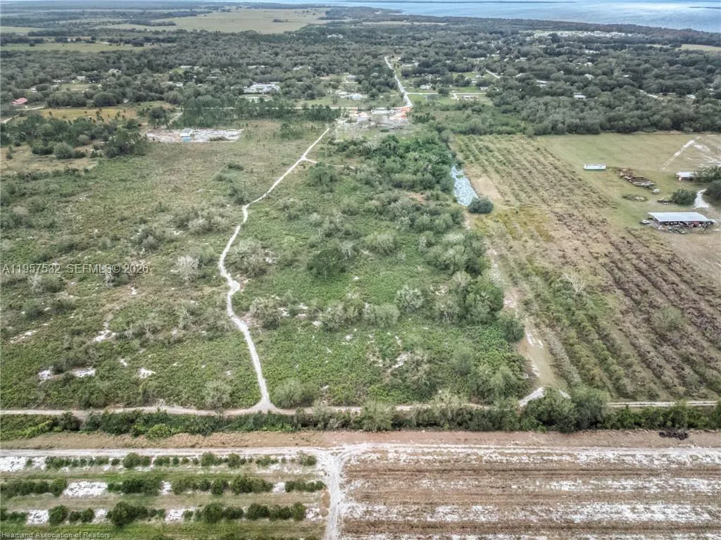 701 Jolly Lane, Lorida FL 33857