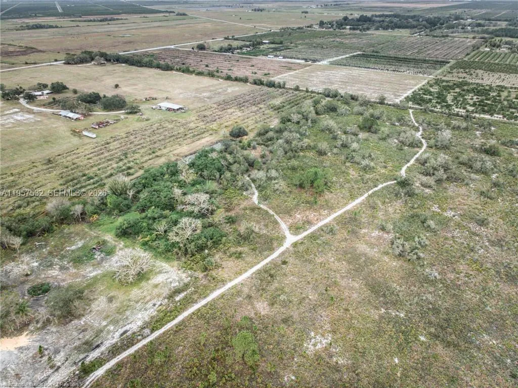 701 Jolly Lane, Lorida FL 33857