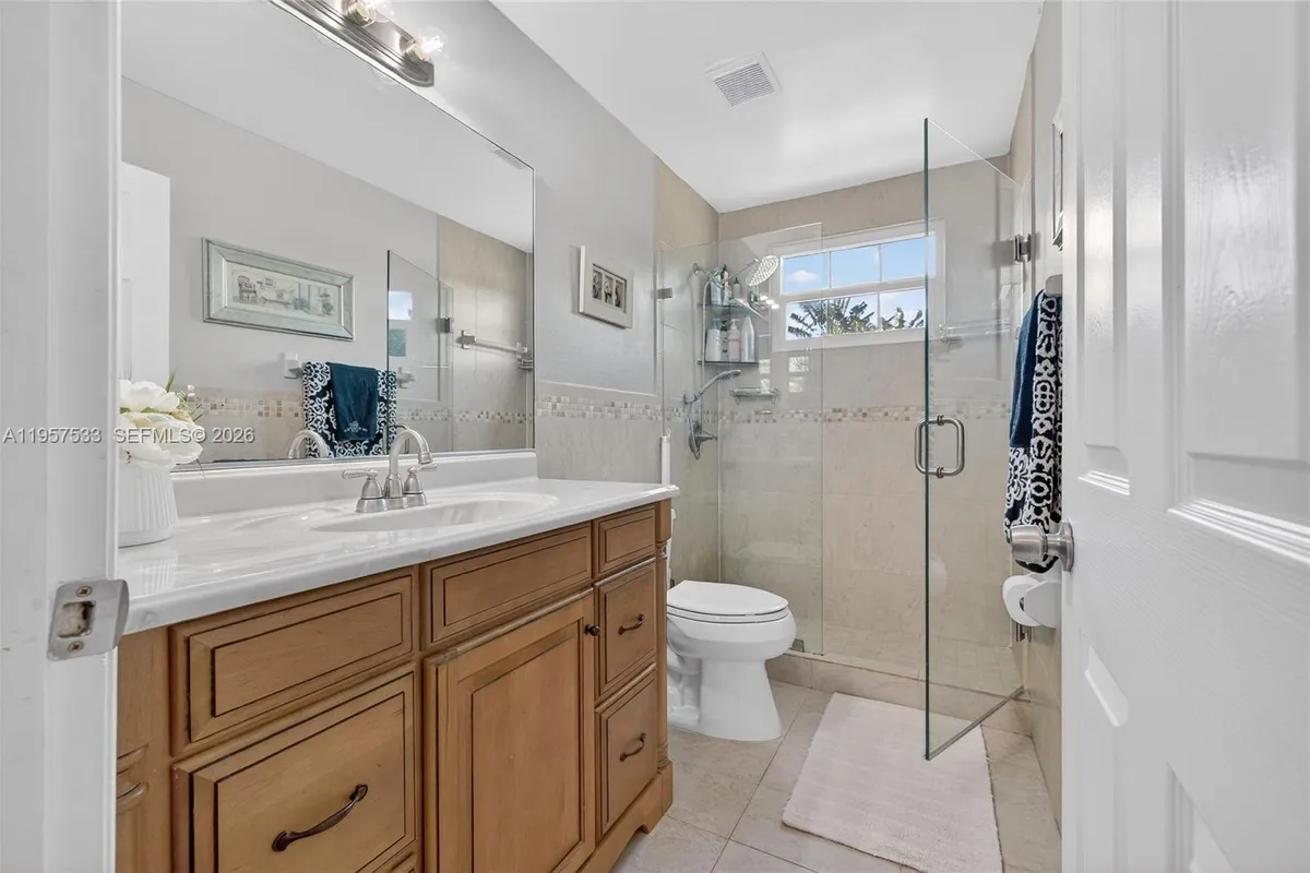 1485 NW 129th Ter, Sunrise FL 33323