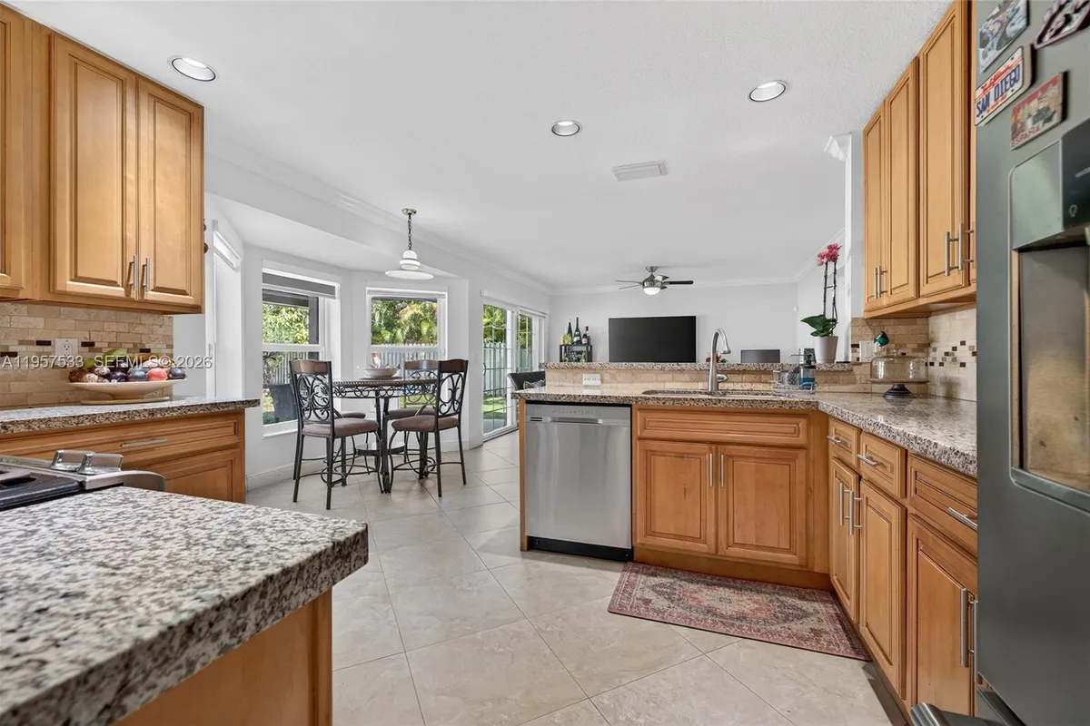 1485 NW 129th Ter, Sunrise FL 33323