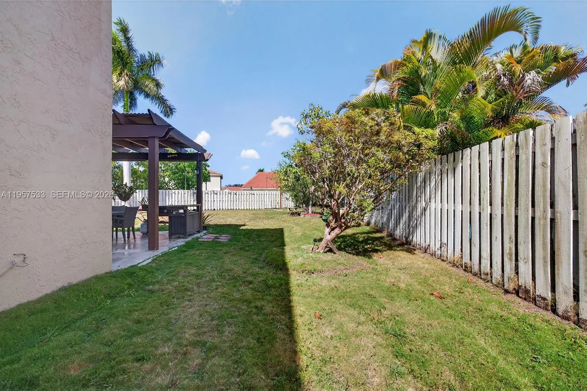 1485 NW 129th Ter, Sunrise FL 33323