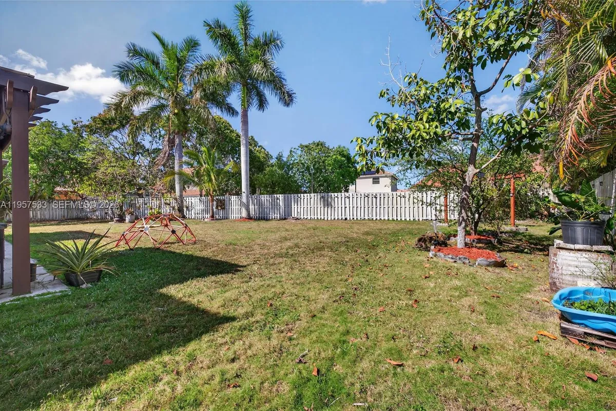 1485 NW 129th Ter, Sunrise FL 33323