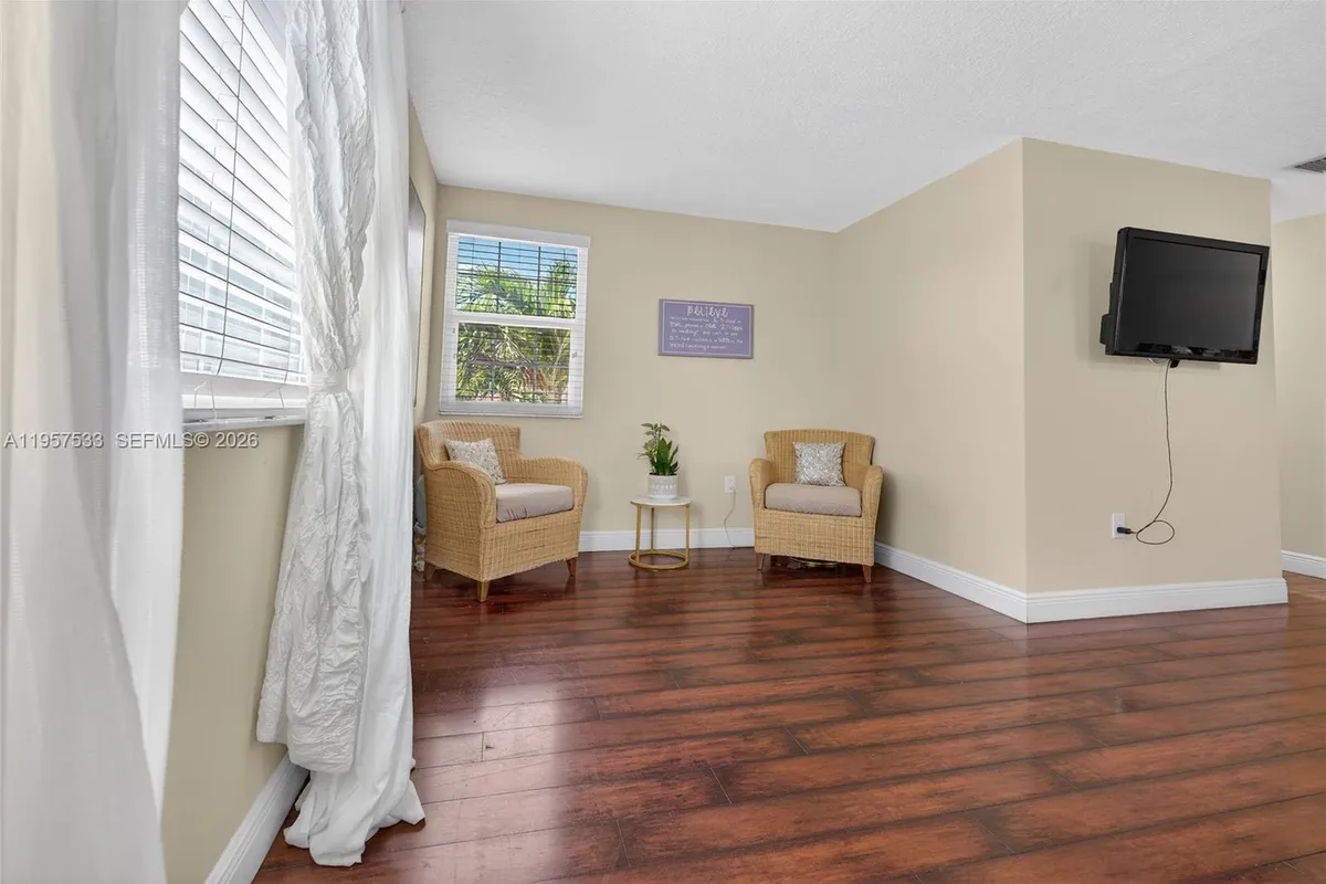 1485 NW 129th Ter, Sunrise FL 33323