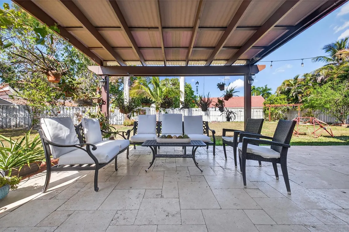 1485 NW 129th Ter, Sunrise FL 33323