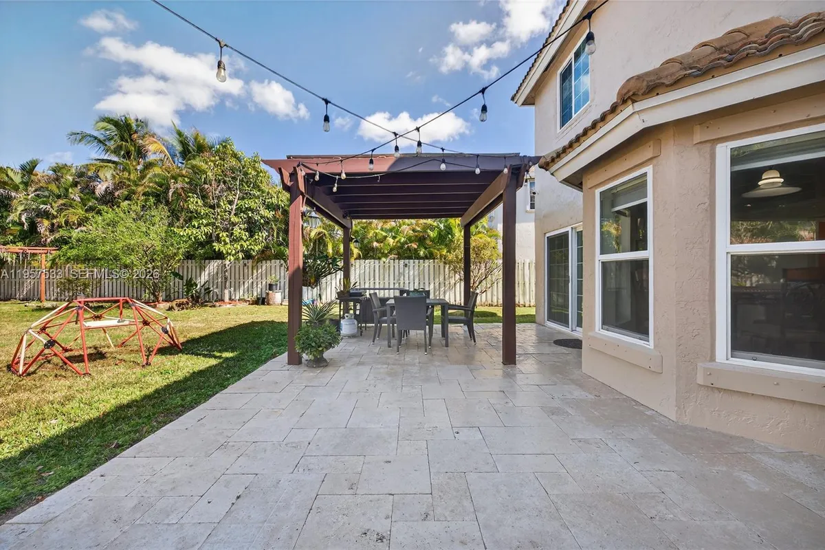 1485 NW 129th Ter, Sunrise FL 33323