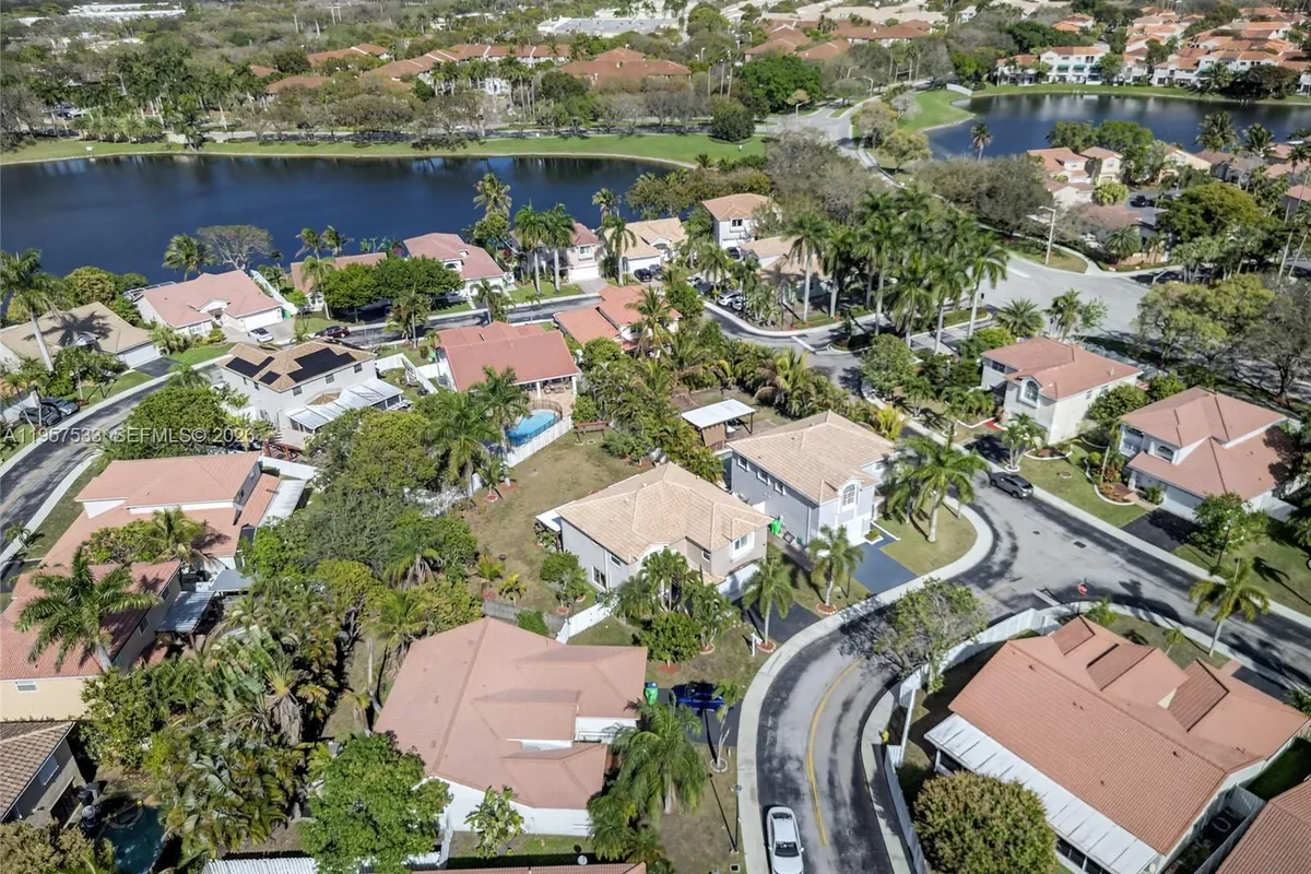 1485 NW 129th Ter, Sunrise FL 33323