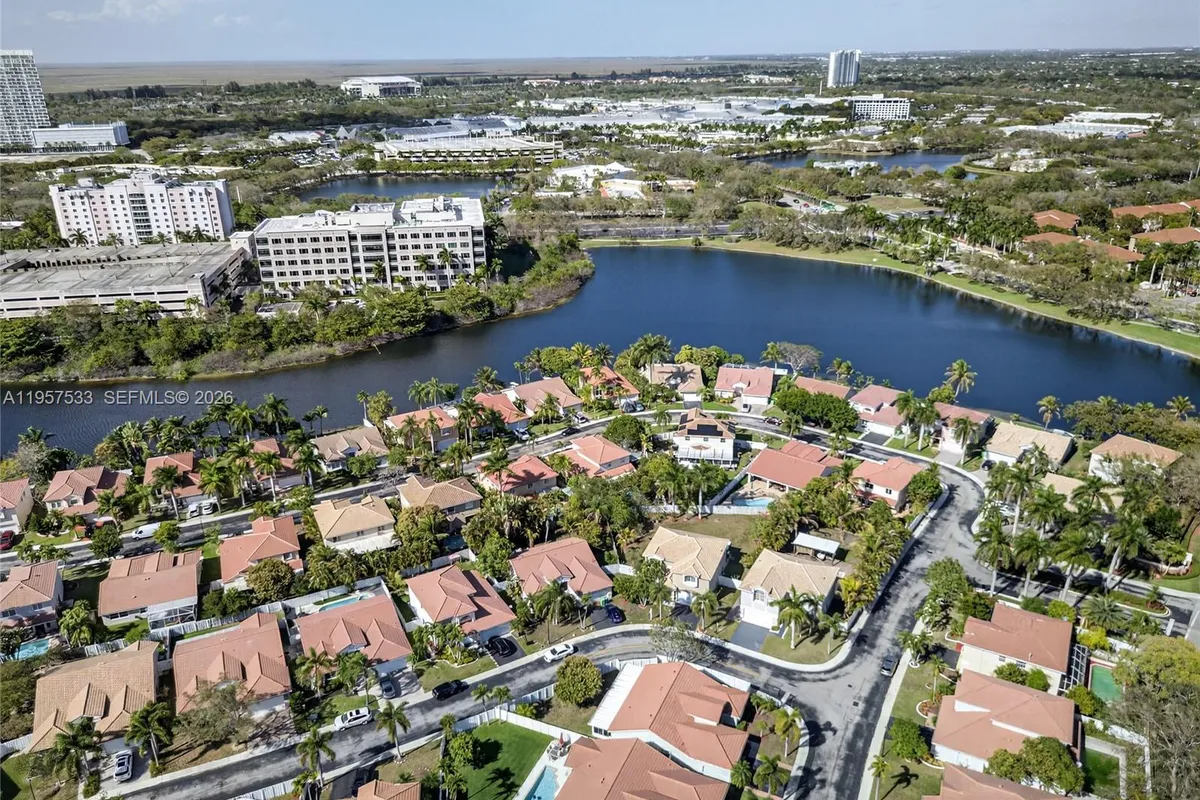 1485 NW 129th Ter, Sunrise FL 33323