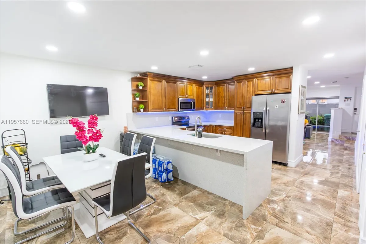 6217 SW 128th Pl, Miami FL 33183