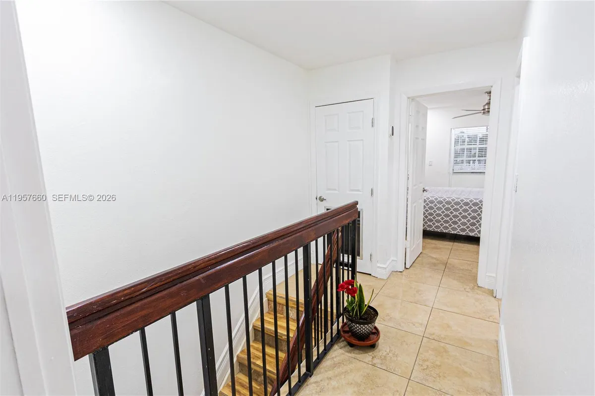 6217 SW 128th Pl, Miami FL 33183